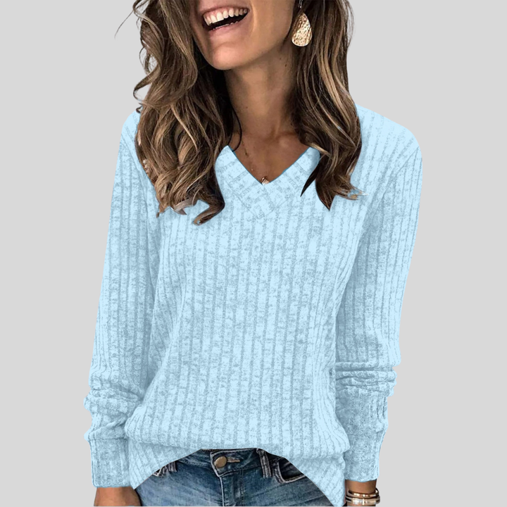Dewi | Comfy V-Neck Long Sleeve Top