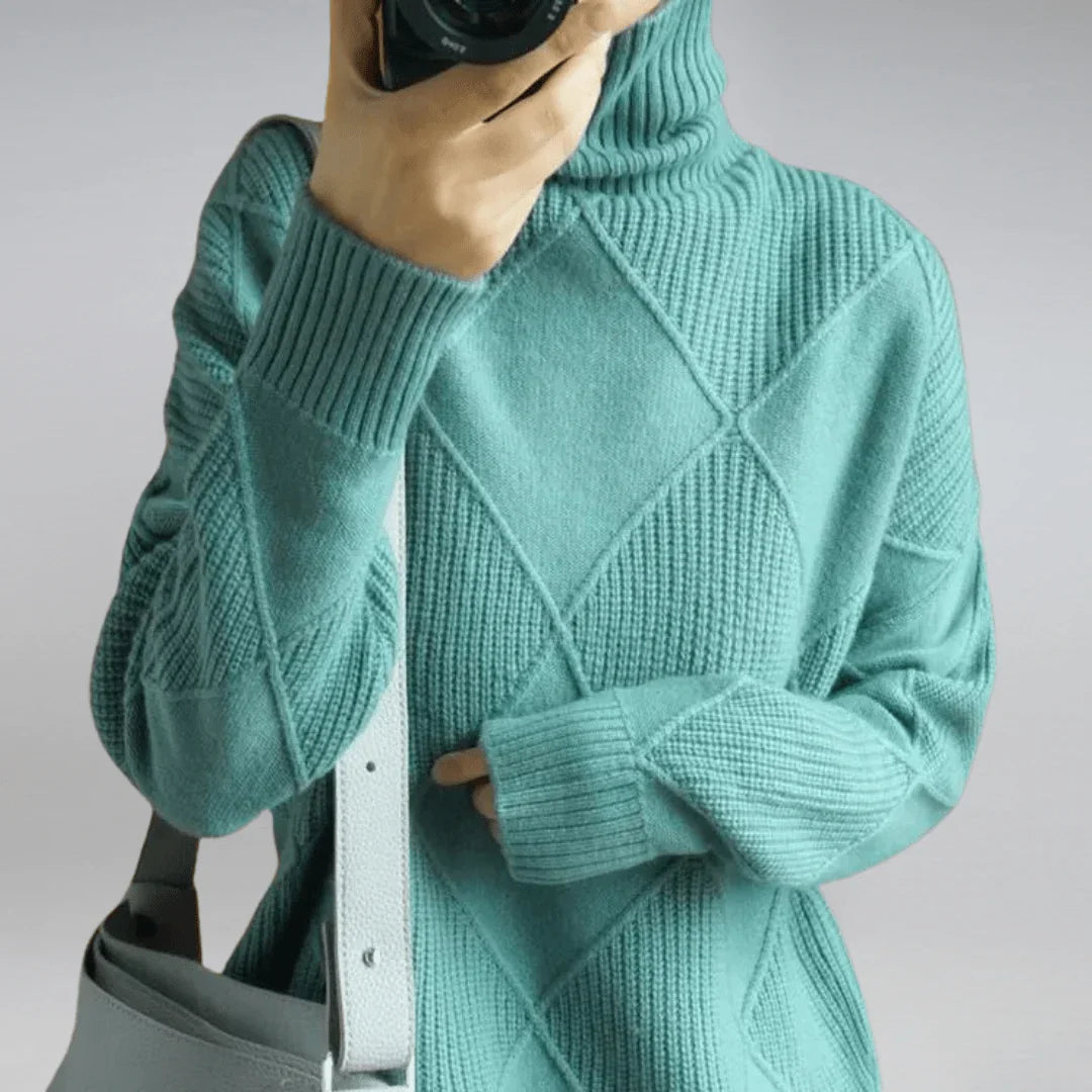 Megan | Luxe Turtleneck